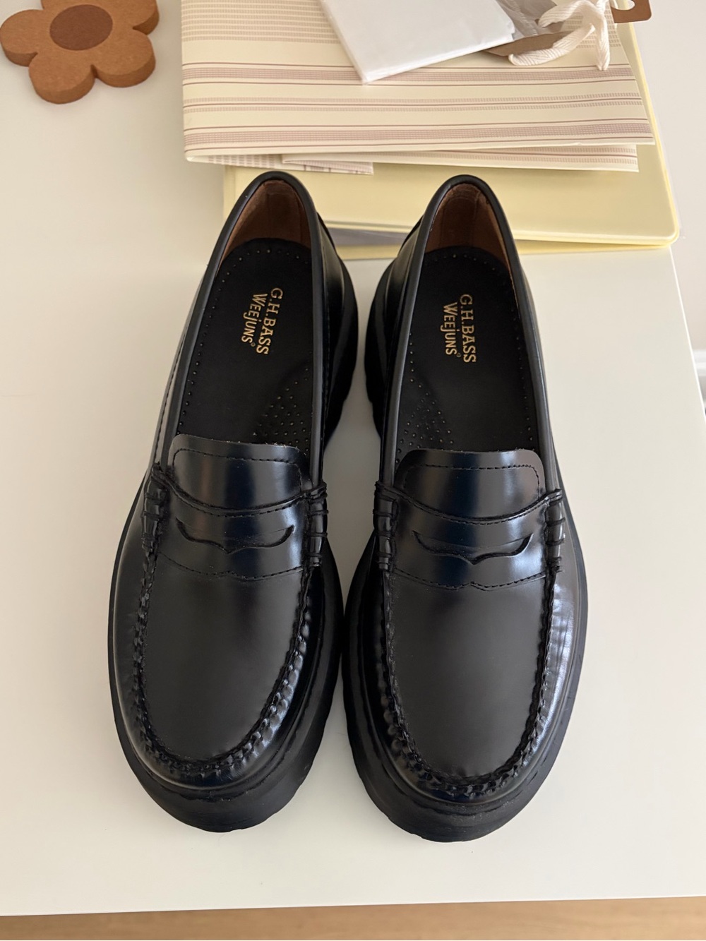 G.H. Bass Whitney Platform Weejuns Loafer in Black - Picture 5 of 5